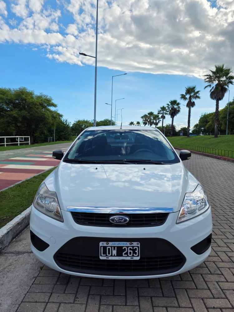 Ford Focus Style — foto 8